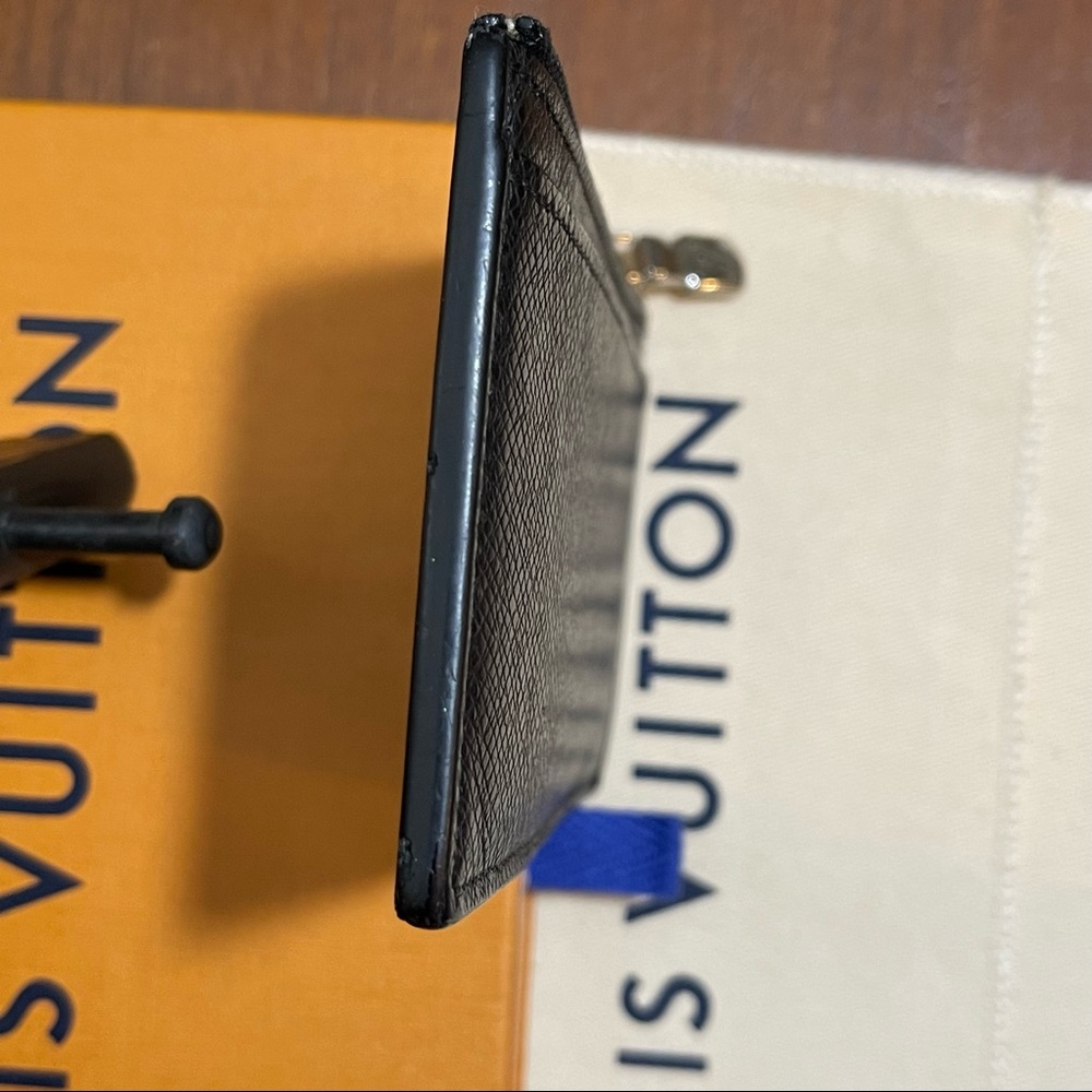 2019 Louis Vuitton Taiga Coin Card Holder Wallet - Picture 7 of 16